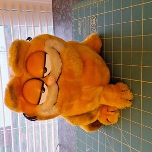Garfield Stuffed Animal NWOT